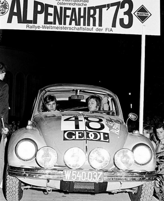 Rudolf Kroker - Helmut Neverla
44º Österreichische Alpenfahrt 1973. Volkswagen 1302 S (W540.037). Clasificado 19º.

Del 12 al 14 de Septiembre, Baden, Austria.
Superficie: tierra.

El Rallye tenia un total de 2,314.50 km de los que 324,50 km divididos en 31 tramos eran especiales (2 de ellos fueron cancelados, SS2 y SS22).

Se inscribieron 97 equipos, tomaron la salida 97, finalizaron 25.@
Palabras clave: Volkswagen;Austria;1973