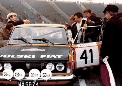 Robert Mucha - Ryszard Zyszkowski
42º Rallye Automobile de Monte-Carlo 1973. Polski Fiat (WX-5874). Clasificado 35º.

Del 19 al 26 de Enero, Monte-Carlo.
Superficie: asfalto - nieve.

El Rally tenia un total de 4800 km de los que 456.50 km divididos en 18 tramos eran especiales, (2 ellas fueron canceladas SS10 Col de la Porte de 18.25 Km y SS11 La Cabanette de 18.25Km).

Tomaron la salida 278 equipos, finalizaron 51.@
Palabras clave: Polski;Fiat;Montecarlo;1973;parque_cerrado