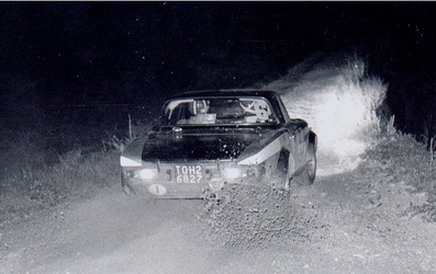 Alcide Paganelli - Ninni Russo
6º Rally dell'Isola d'Elba 1973. Fiat 124 Abarth Rallye (TO H26827). Abandonó en SS1 1 Monte Poppe de 5.00 km. desconocemos el motivo.

Del 12 al 14 de Abril, Livorno.
Superficie: asfalto - tierra.

El Rally constaba de 2 etapas 309.60 km cronometrados divididos en 36 tramos especiales (3 de ellos fueron cancelados SS3 Monumento de 6 km, SS11 Monumento 2 de 6 km y SS21 Falconaia - Monte Lentisco de 20 km).

Tomaron la salida 89 equipos, finalizaron 21.
@
Palabras clave: ;Fiat;Elba;1973