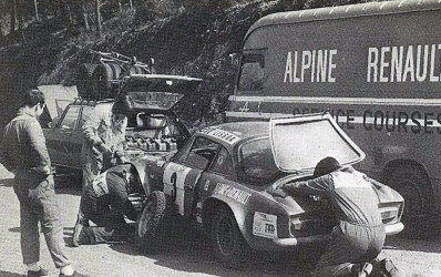 Bernard Darniche - Alain Mahé
7º TAP Rallye de Portugal 1973. Renault Alpine A110-1800 (3946 HD 76). Abandonó por el diferencial del coche.

Del 13 al 18 de Marzo, Estoril, Cascais, Lisboa, Portugal.
Superficie: asfalto - tierra.

El Rally tenia un total de 4600.00 km de los que 397.50 km divididos en 32 tramos eran especiales.

Se inscribieron 90 equipos, tomaron la salida 79, finalizaron 23.@
Palabras clave: ;Renault;Alpine;A110;Portugal;1973;Asistencias