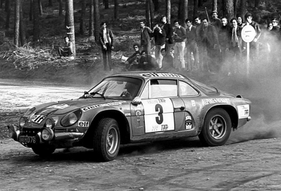 Bernard Darniche - Alain Mahé
7º TAP Rallye de Portugal 1973. Renault Alpine A110-1800 (3946 HD 76). Abandonó por el diferencial del coche.

Del 13 al 18 de Marzo, Estoril, Cascais, Lisboa, Portugal.
Superficie: asfalto - tierra.

El Rally tenia un total de 4600.00 km de los que 397.50 km divididos en 32 tramos eran especiales.

Se inscribieron 90 equipos, tomaron la salida 79, finalizaron 23.@
Palabras clave: ;Renault;Alpine;A110;Portugal;1973