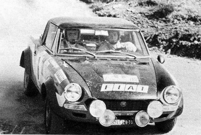 Raffaele (Lele) Pinto - Arnaldo Bernacchini
7º TAP Rallye de Portugal 1973. Fiat Abarth 124 Abarth Spider. Abandonó por la suspensión del coche.

Del 13 al 18 de Marzo, Estoril, Cascais, Lisboa, Portugal.
Superficie: asfalto - tierra.

El Rally tenia un total de 4600.00 km de los que 397.50 km divididos en 32 tramos eran especiales.

Se inscribieron 90 equipos, tomaron la salida 79, finalizaron 23.@
Palabras clave: Raffaele_Pinto;Fiat;Spider;Abarth;Portugal;1973
