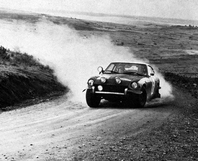 Rauno August Aaltonen - Paul Easter
21º East African Safari Rally 1973. Datsun 240Z. Abandonó por accidente.

Del 19 al 23 Abril, Nairobi, Kenya, África.
Superficie: tierra.

Se inscribieron 89 equipos, tomaron la salida 89, finalizaron 18.@
Palabras clave: ;Paul Easter;Safari;Datsun;1973