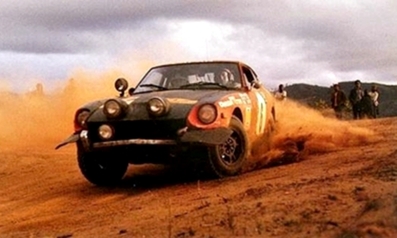 Rauno August Aaltonen - Paul Easter
21º East African Safari Rally 1973. Datsun 240Z. Abandonó por accidente.

Del 19 al 23 Abril, Nairobi, Kenya, África.
Superficie: tierra.

Se inscribieron 89 equipos, tomaron la salida 89, finalizaron 18.@
Palabras clave: ;Paul Easter;Safari;Datsun;1973