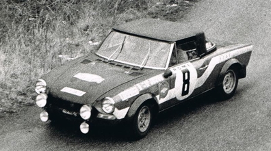 Alcide Paganelli - Domenico (Ninni) Russo
42º Rallye Automobile de Monte-Carlo 1973. Fiat Abarth 124 Rallye (TO H04941). Abandonó por el embrague en SS8 St Barthelemy de 40.00 km.

Del 19 al 26 de Enero, Monte-Carlo.
Superficie: asfalto - nieve - hielo.

El Rally tenia un total de 4800 km de los que 456.50 km divididos en 18 tramos eran especiales, (2 ellas fueron canceladas SS10 Col de la Porte de 18.25 Km y SS11 La Cabanette de 18.25Km).

Tomaron la salida 278 equipos, finalizaron 51.@
Palabras clave: ;Fiat;Abarth;Rallye;Montecarlo;1973