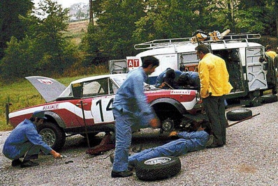 Asistencia en el 44º Österreichische Alpenfahrt (Austria) 1973
En el Fiat 124 Abarth Spider de Alcide Paganelli - Ninni Russo, abandonó por motor en SS8 Dorfstetten de 16.00 Km.

Del 12 al 14 de Septiembre, Baden, Austria.
Superficie: tierra.

El Rallye tenia un total de 2,314.50 km de los que 324,50 km divididos en 31 tramos eran especiales (2 de ellos fueron cancelados, SS2 y SS22).

Se inscribieron 97 equipos, tomaron la salida 97, finalizaron 25.@
Palabras clave: ;Austria;Fiat;Abarth;Spider;1973;Asistencias