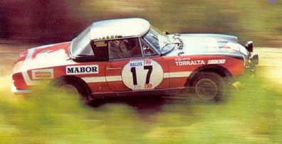 Mário Figueiredo - Carlos Barata
7º Rali Internacional TAP 1973. Fiat 124 Abarth Rallye (TO F85489). Abandonó por accidente.

Del 13 al 18 de Marzo, Estoril, Cascais, Lisboa, Portugal.
Superficie: asfalto - tierra.

El Rally tenia un total de 4600.00 km de los que 397.50 km divididos en 32 tramos eran especiales.

Se inscribieron 90 equipos, tomaron la salida 79, finalizaron 23.@
Palabras clave: Fiat;Abarth;Portugal;1973