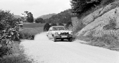 Kurt Adam - F. Ladstaetler
44º Österreichische Alpenfahrt 1973. Opel Ascona (SG 105.225). Desconocemos resultado final de su participación.

Del 12 al 14 de Septiembre, Baden, Austria.
Superficie: tierra.

El Rallye tenia un total de 2,314.50 km de los que 324,50 km divididos en 31 tramos eran especiales (2 de ellos fueron cancelados, SS2 y SS22).

Se inscribieron 97 equipos, tomaron la salida 97, finalizaron 25.@
Palabras clave: Opel;Ascona;Austria;1973