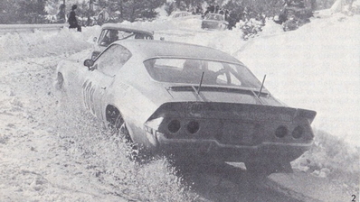 Jean-Pierre Rouget - Ginette de Rolland
42º Rallye Automobile de Monte-Carlo 1973. Chevrolet Camaro Z28 (7430 QB 27). Abandonó por recorrido bloqueado en SS4 Burzet de 50.00 km.

Del 19 al 26 de Enero, Monte-Carlo.
Superficie: asfalto - nieve - hielo.

El Rally tenia un total de 4800 km de los que 456.50 km divididos en 18 tramos eran especiales, (2 ellas fueron canceladas SS10 Col de la Porte de 18.25 Km y SS11 La Cabanette de 18.25Km).

Tomaron la salida 278 equipos, finalizaron 51.@
Palabras clave: Chevrolet;Camaro;Montecarlo;1973;nieve
