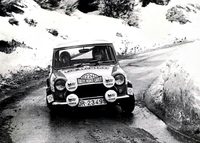 Estanislao Reverter - Ventura
42º Rallye Automobile de Monte-Carlo 1973. BMC Mini 1275 GT (OR 23495).
Abandonaron junto con mas de 100 equipos en SS4 Burzet de 50.00 km.

El tramo de Le Burzet estaba cortado por el temporal y en vez de darles un recorrido alternativo, los eliminaron.
Prometieron devolver las inscripciones pero todaví­a estan esperando...

Del 19 al 26 de Enero, Monte-Carlo.
Superficie: asfalto - nieve - hielo.

El Rally tenia un total de 4800 km de los que 456.50 km divididos en 18 tramos eran especiales, (2 ellas fueron canceladas SS10 Col de la Porte de 18.25 Km y SS11 La Cabanette de 18.25Km).

Tomaron la salida 278 equipos, finalizaron 51.@
Palabras clave: Estanislao_Reverter;Ventura;Mini;Cooper;Montecarlo;1973