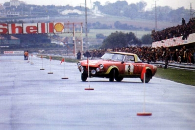 Raffaele (Lele) Pinto - Arnaldo Bernacchini
8º TAP Rallye de Portugal 1974. Fiat Abarth 124 Spider. Clasificado 1º.

Del 20 al 23 de Marzo, Estoril, Portugal.
Superficie: asfalto - tierra.

El Rally tenia un total de 2057.00 km de los que 455.00 km divididos en 32 tramos eran especiales.

Se inscribieron 126 equipos, tomaron la salida 120, finalizaron 36.@
Palabras clave: Raffaele_Pinto;Portugal;Fiat;Abarth;Rallye;1974