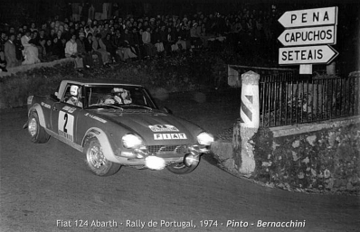 Raffaele (Lele) Pinto - Arnaldo Bernacchini
8º TAP Rallye de Portugal 1974. Fiat Abarth 124 Spider. Clasificado 1º.

Del 20 al 23 de Marzo, Estoril, Portugal.
Superficie: asfalto - tierra.

El Rally tenia un total de 2057.00 km de los que 455.00 km divididos en 32 tramos eran especiales.

Se inscribieron 126 equipos, tomaron la salida 120, finalizaron 36.@
Palabras clave: Raffaele_Pinto;Portugal;Fiat;Abarth;Rallye;1974