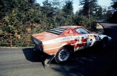 Sandro Munari - Mario Mannucci
16º Rally Sanremo 1974. Lancia Stratos HF (TO L65176). Clasificado 1º.

Del 2 al 5 de Noviembre, Sanremo, Italia.
Superficie: asfalto

El Rally tenia un total de 1805.00 km de los que 408.40 km divididos en 38 tramos eran especieles.

Tomaron la salida 106 equipos, finalizaron 54.@
Palabras clave: Sandro_Munari;Lancia;Stratos;Sanremo;1974