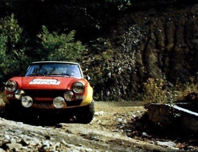 Giulio Bisulli - Francesco Rossetti
16º Rally Sanremo 1974. Fiat 124 Abarth Rallye (TO K85988). Clasificado 2º.

Del 2 al 5 de Noviembre, Sanremo, Italia.
Superficie: asfalto

El Rally tenia un total de 1805.00 km de los que 408.40 km divididos en 38 tramos eran especieles.

Tomaron la salida 106 equipos, finalizaron 54.@
Palabras clave: Fiat;Abarth;Spider;Sanremo;1974