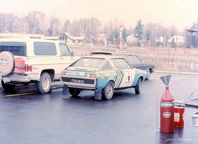 Jean-Pierre Nicolas - Geraint Phillips
26º Press-on-Regardless Rally 1974. Renault 17 Gordini (7784 DW 92). Clasificado 3º.

Del 30 de Octubre al 3 de Noviembre, Marquette, Michigan, EE.UU.
Superficie: tierra.

El Rally tenia un total de 997.54 Km de los que 464.55 Km divididos en 51 tramos eran de especiales (254.08 km fueron cancelados, un total de 16 tramos).

Se inscribieron 68 equipos, tomaron la salida 64, finalizaron 29.@
Palabras clave: ;Renault;Gordini;USA;1974;Parque_Cerrado