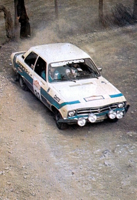 Alfredo Fagnola - Elvio Novarese
16º Rally Sanremo 1974. Opel Ascona (TO H36710). Clasificado 3º.

Del 2 al 5 de Noviembre, Sanremo, Italia.
Superficie: asfalto

El Rally tenia un total de 1805.00 km de los que 408.40 km divididos en 38 tramos eran especieles.

Tomaron la salida 106 equipos, finalizaron 54.@
Palabras clave: Opel;Ascona;Sanremo;1974