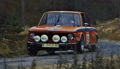 Estanislao Reverter - Antonio Reverter
22º RACE Rallye de España 1974. BMW 2002 Tii. Clasificado 3º.

Del 25 al 27 de Octubre.
Superficie: asfalto.

Desconocemos de cuantos kilómetros tanto totales como cronometrados tenia la prueba.

Tomaron la salida 45 equipos, finalizaron 19.@
Palabras clave: Estanislao_Reverter;BMW;RACE;España;1974;Spain