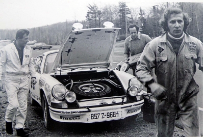 Sobieslaw Zasada - Jerzy Dobrzanski
26º Press-on-Regardless Rally 1974. Porsche 911 Carrera RS (857 Z-9684). Clasificado 7º.

Del 30 de Octubre al 3 de Noviembre, Marquette, Michigan, EE.UU.
Superficie: tierra.

El Rally tenia un total de 997.54 Km de los que 464.55 Km divididos en 51 tramos eran de especiales (254.08 km fueron cancelados, un total de 16 tramos).

Se inscribieron 68 equipos, tomaron la salida 64, finalizaron 29.@
Palabras clave: Porsche;USA;1974