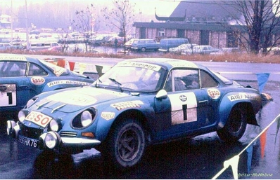 Marianne Hoepfner - Yveline Vanoni
26º Press-on-Regardless Rally 1974. Alpine-Renault A110 1800 (3696 HK 76). Clasificado 9º.

Del 30 de Octubre al 3 de Noviembre, Marquette, Michigan, EE.UU.
Superficie: tierra.

El Rally tenia un total de 997.54 Km de los que 464.55 Km divididos en 51 tramos eran de especiales (254.08 km fueron cancelados, un total de 16 tramos).

Se inscribieron 68 equipos, tomaron la salida 64, finalizaron 29.@
Palabras clave: Renault;Alpine;USA;1974;Parque_Cerrado;Mujeres;WomenS