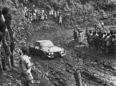 Shekhar Mehta - Mike Doughty
22º East African Safari Rally 1974. Lancia Fulvia 1.6 Coupé HF (TO K87879). Clasificado 11º.

Del 11 al 15 de Abril, Nairobi, Kenya, Africa.
Superficie: tierra.

El Rally tenia un total de 5557.00 km.
Desconocemos cuantos controles horarios habí­an.

Tomaron la salida 99 equipos, finalizaron 16.@
Palabras clave: Shekhar_Mehta;Lancia;Fulvia;Safari;1974