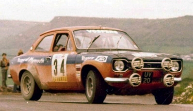 Christopher Wathen - Tim Bosence
8º TAP Rallye de Portugal 1974. Ford Escort RS 1600 MKI (UV 20). Clasificado 14º.

Del 20 al 23 de Marzo, Estoril, Portugal.
Superficie: asfalto - tierra.

El Rally tenia un total de 2057.00 km de los que 455.00 km divididos en 32 tramos eran especiales.

Se inscribieron 126 equipos, tomaron la salida 120, finalizaron 36.@
Palabras clave: Ford;Escort;MKI;MKI;Portugal;RS1600;1974