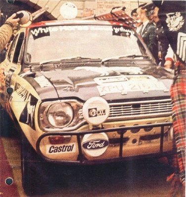 Andrew Cowan â€“ Johnstone Syer â€“ Richard Tilley
Rally Londres-Sahara-Múnich 1974, Ford Escort RS 2000, Clasificado 15º, Anecdocta: El mismo soldo el eje de transmision en Illsi para poder continuar el rally@
Palabras clave: UDT;Londres;Sahara;Munich;1974;Ford