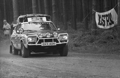 Brian Peacock â€“ David Skittrall
Rally Londres-Sahara-Múnich 1974, Ford Capri 3.0, Finalizo pero descalificado. Anecdota: se perdieron en Algeria junto con Kohs, y estuvieron asi 2 dias, y no llegaba el rescate. Al tercer dà­a Skittrall se decidiio a echar andar, y a 2 Km encontro huellas de un Land Rover, y asi salieron@
Palabras clave: UDT;Londres;Sahara;Munich;1974;Ford