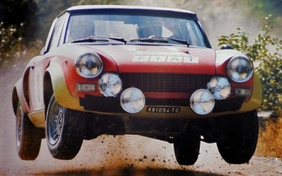 Markku Alén - Ilkka Kivimaki
16º Rally San Remo 1974. Fiat 124 Abarth Spider (TO K81054). Abandonó por la dirección del coche.

Del 2 al 5 de Noviembre, Sanremo, Italia.
Superficie: asfalto

El Rally tenia un total de 1805.00 km de los que 408.40 km divididos en 38 tramos eran especieles.

Tomaron la salida 106 equipos, finalizaron 54.@
Palabras clave: Markku_Alen;Fiat;Abarth;Spider;Sanremo;1974;