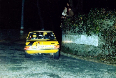 Walter Röhrl - Jochen Berger
8º TAP Rallye de Portugal 1974. Opel Ascona (GG-DR 932). Abandonó por la suspensión trasera en SS16 Ermelo de 13.50 Km.

Del 20 al 23 de Marzo, Estoril, Portugal.
Superficie: asfalto - tierra.

El Rally tenia un total de 2057.00 km de los que 455.00 km divididos en 32 tramos eran especiales.

Se inscribieron 126 equipos, tomaron la salida 120, finalizaron 36.@
Palabras clave: Walter_Röhrl;Opel;Ascona;Portugal;1974