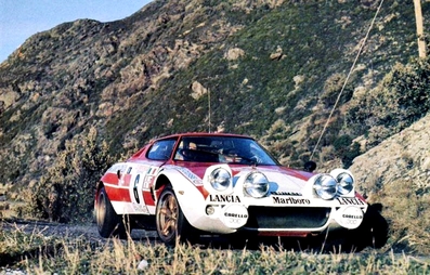 Sandro Munari - Mario Mannucci
18º Tour de Corse - Rallye de France 1974. Lancia Stratos HF. Abandonó por motor después de SS3 Albertacce de 30.30 Km.

Del 30 de Noviembre al 1 de Diciembre, Bastia, Córcega, Francia.
Superficie: asfalto.

El Rally tenia un total de 1292 km, de los que 374.90 km divididos en 14 tramos eran especiales.

Tomaron la salida 102 equipos, finalizaron 24.@
Palabras clave: Sandro_Munari;Lancia;Stratos;Corse;Corcega;1974