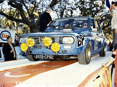 Bernard Coetmeur - Gautrie
18º Tour de Corse - Rallye de France 1974. Renault 12 Gordini (8978 CP92). Abandonó.

Del 30 de Noviembre al 1 de Diciembre, Bastia, Córcega, Francia.
Superficie: asfalto.

El Rally tenia un total de 1292 km, de los que 374.90 km divididos en 14 tramos eran especiales.

Tomaron la salida 102 equipos, finalizaron 24.@
Palabras clave: Renault;Gordini;Corse;Corcega;1974;Parque_Cerrado