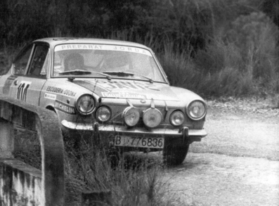 Joan Gimeno - Joan Mari Riubrogent
Joan Gimeno - Joan Mari Riubrogent
10º Rally Catalunya 1974. Seat 850 Coupe SC (B-776836). Finalizaron ¿¿??
(Vehí­culos de serie hasta 1.000cc, clase 1º).@
Palabras clave: Seat;Catalunya;1974