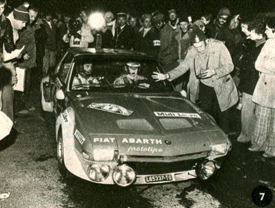 Bernard Darniche
17º Critérium des Cévennes 1974. Fiat X 1/9 (TO L65337). Abandonó por accidente.

Del 14 al 15 de Diciembre, Le Vigan, Gard, Francia.
Superficie: asfalto.

El Rally constaba de 4 etapas con 273.20 Km cronometrados divididos en 20 tramos especiales.

No sabemos cuantos equipos tomaron la salida (un mínimo de 37), tampoco sabemos cuantos finalizaron.

En la salida de tramo foto 2 de 2.
@
Palabras clave: Bernard_Darniche;Criterium_Cevennes;Fiat;X_1/9;1974