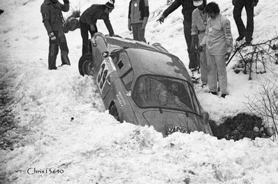 Piloto ?? - Copiloto ??
Rally Neige et Glace 1974, Renault-Alpine 110
Si alguien nos puede dar información que no lo dude, GRACIAS !!
If someone can give us information not hesitate, THANK YOU !!
Palabras clave: Neige-et_Glace;Renault;Alpine;1974;Nieve;Crash