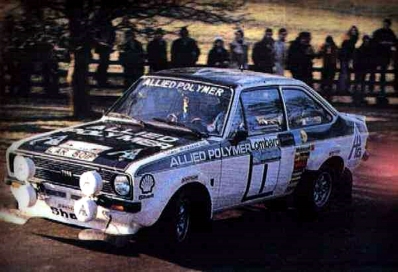 Timo Mäkinen - Henry Liddon
24º Lombard RAC Rally 1975. Ford Escort RS 1800 MKII (LAR 801P). Clasificado 1º.

Del 22 al 26 de Noviembre, York, Yorkshire, Inglaterra.
Superficie: tierra.

El Rally tenia 72 tramos especiales, (2 de ellos fueron cancelados, SS7 Wykeham y SS25 Chargot Wood).

Se inscribieron 250 equipos, tomaron la salida 236, finalizaron 104.@
Palabras clave: Timo_Makinen;Gran_Bretaña;Ford;Escort;RS;MKII;1975;Lombard_RAC_Rally;Inglaterra