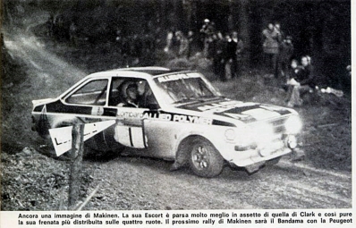 Timo Mäkinen - Henry Liddon
24º Lombard RAC Rally 1975. Ford Escort RS 1800 MKII (LAR 801P). Clasificado 1º.

Del 22 al 26 de Noviembre, York, Yorkshire, Inglaterra.
Superficie: tierra.

El Rally tenia 72 tramos especiales, (2 de ellos fueron cancelados, SS7 Wykeham y SS25 Chargot Wood).

Se inscribieron 250 equipos, tomaron la salida 236, finalizaron 104.@
Palabras clave: Timo_Makinen;Gran_Bretaña;Ford;Escort;RS;MKII;1975;Lombard_RAC_Rally;Inglaterra