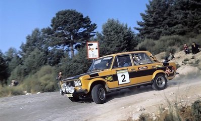 Antonio Zanini Sans - Eduardo Martinez Adam
23º RACE Rally de España 1975. Seat 1430 Especial 1800 (Gr.2 SEAT Competción). Clasificado 1º.

Del 24 al 26 de Octubre.
Superficie: asfalto - tierra.
La segunda pasada en tierra, solo los 30 primeros clasificados podían correrla.

Tomaron la salida 64 equipos, finalizaron 19.@
Palabras clave: Antonio_Zanini;Seat;España;1975;Spain