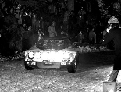 Sandro Munari - Mario Mannucci
43º Rallye Automobile de Monte-Carlo 1975. Lancia Stratos HF (TO L65176). Clasificado 1º.

Del 15 al 23 de Enero, Monte Carlo.
Superficie: asfalto - nieve.

El Rally tenia un total de 2,345.00 Km de los que 472.00 Km divididos en 22 tramos eran especiales.

Se inscribieron 114 equipos, tomaron la salida 96, finalizaron 43.@
Palabras clave: Sandro_Munari;Montecarlo;Lancia;Stratos;1975