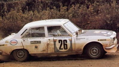 Ove Andersson - Arne Hertz
23º Safari Rally 1975. Peugeot 504 (3501 QT 25). Clasificado 1º.

Del 27 al 31 de Marzo, Nairobi, Kenya, África.
Superficie: tierra.

El Rally tenia un total de 5927 km con 80 controles horarios.

Tomaron la salida 75 equipos, finalizaron 14.@
Palabras clave: Ove_Andersson;Peugeot;Safari;1975