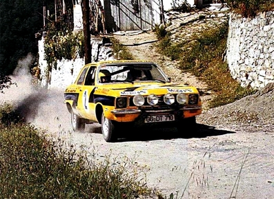 Walter Röhrl - Jochen Berger
22º Acropolis Rally 1975. Opel Ascona 1.9 SR (GG-DT 710). Clasificado 1º.

Del 24 al 31 de Mayo, Atenas, Grecia.
Superficie: tierra.

El Rally se dividia en 4 etapas con un total de 2639.88 km de los que 580.00 km divididos en 49 tramos eran especiales.

Tomaron la salida 87 equipos, finalizaron 17.@

Palabras clave: Walter_Röhrl;Jochen_Berger;Opel;Ascona;Acropolis;Grecia;1975