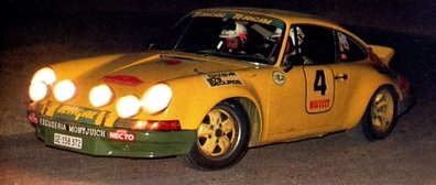 José María Fernández - Alfredo Cortel
17º Rally 2000 Viratges 1975. Porsche 911 Carrera RS (GE-158 372). Clasificado 2º.

Del 8 al 9 de Noviembre, Manresa, Barcelona, Catalunya, España.
Superficie: asfalto.

El Rally tenía un total de 615.00 km de los que 217.20 km divididos en 16 tramos eran especiales.
La prueba se competía en su totalidad de noche, desde las 22:40 del dia 8 a las 10:26 del dia 9, con una parada de una hora justa.

Tomaron la salida 85 equipos, finalizaron 52.@
Palabras clave: Jose-Maria_Fernandez;Porsche;Carrera;2000_Viratges;1975