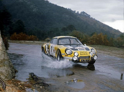 Jean-Pierre Nicolas - Vincent Laverne
19º Tour de Corse 1975. Alpine-Renault A110 1800. (1475 JB 76). Clasificado 2º.

Del 8 al 9 de Noviembre, Ajaccio, Córcega, Francia.
Superficie: asfalto.

El Rally tenia un total de 1340.00 km de los que 479.40 km divididos en 10 tramos eran especiales (3 de ellos fueron cancelados, SS3 Luri - Canari de 23.70 km, SS4 San Prieto - Pietra Moneta de 34.00 km y SS5 RF9 - N195 de 29.80 km).

Tomaron la salida 77 equipos, finalizaron 22.

En esta edición habí­an 2 tramos de mas de 100 Km:
SS1 Panelca - Ponte Leccia de 158 Km
SS8 Zonza - Abaccia de 120 Km.@
Palabras clave: ;Renault;Alpine;Corse;Corcega;1975