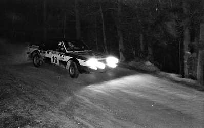 Mauro Pregliasco - Piero Sodano
17º Rally Sanremo 1975. Lancia Beta Coupé (TO M80840). Clasificado 4º.

Del 1 al 4 de Octubre, Sanremo, Imperia, Liguria, Italia.
Supeerficie: tierra - asfalto.

El Rally tenia un total de 1736.00 km de los que 977.00 km divididos en 39 tramos eran especiales.

Tomaron la salida 118 equipos, finalizaron 33.@
Palabras clave: Mauro_Pregliasco;Lancia;Sanremo;1975