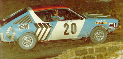 Jean-François Piot - Jean de Alexandris
43º Rallye Automobile de Monte-Carlo 1975. Renault 17 Gordini. Clasificado 5º.
El Rally tenia un total de 2,345.00 Km de los que 472.00 Km divididos en 22 tramos, eran especiales.
Se inscribieron 114 equipos, tomaron la salida 96, finalizaron 43.@
Palabras clave: ;Jean_Alexandris;Renault;Gordini;Montecarlo;1975
