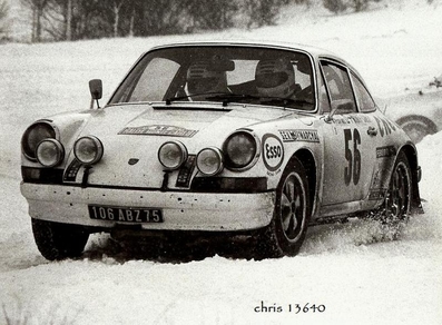 Jean-Pierre Rouget - Patrick Chonez
43º Rallye Automobile de Monte-Carlo 1975. Porsche 911 Carrera RSR 2.8. (106 ABZ 75). Clasificado 7º.

Del 15 al 23 de Enero, Monte Carlo.
Superficie: asfalto - nieve.

El Rally tenia un total de 2,345.00 Km de los que 472.00 Km divididos en 22 tramos eran especiales.

Se inscribieron 114 equipos, tomaron la salida 96, finalizaron 43.@
Palabras clave: ;Porsche;Carrera;RSR;Montecarlo;1975;nieve