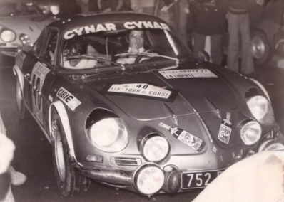Bernard Picone - Robert Cianelli
19º Tour de Corse 1975. Renault-Alpine A110 1800 (752 EL 20). Clasificado 9º.

Del 8 al 9 de Noviembre, Ajaccio, Córcega, Francia.
Superficie: asfalto.

El Rally tenia un total de 1340.00 km de los que 479.40 km divididos en 10 tramos eran especiales (3 de ellos fueron cancelados, SS3 Luri - Canari de 23.70 km, SS4 San Prieto - Pietra Moneta de 34.00 km y SS5 RF9 - N195 de 29.80 km).

Tomaron la salida 77 equipos, finalizaron 22.

En esta edición habí­an 2 tramos de mas de 100 Km:
SS1 Panelca - Ponte Leccia de 158 Km
SS8 Zonza - Abaccia de 120 Km.
@
Palabras clave: Renault;Alpine;Corcega;Corse;1975