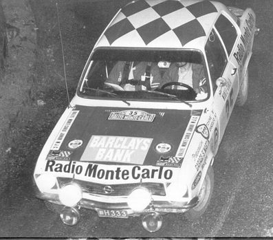 Tchine - Pierre Gandolfo
43º Rallye Automobile de Monte-Carlo 1975. Opel Ascona (H333). Clasificado 14º.

Del 15 al 23 de Enero, Monte Carlo.
Superficie: asfalto - nieve.

El Rally tenia un total de 2,345.00 Km de los que 472.00 Km divididos en 22 tramos eran especiales.

Se inscribieron 114 equipos, tomaron la salida 96, finalizaron 43.@
Palabras clave: Opel_Ascona;Montecarlo;1975;nieve