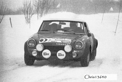 Rocca - Alessandrini
43º Rallye Automobile de Monte-Carlo 1975. Fiat 124 Abarth. Clasificado 24º.

Del 15 al 23 de Enero, Monte Carlo.
Superficie: asfalto - nieve.

El Rally tenia un total de 2,345.00 Km de los que 472.00 Km divididos en 22 tramos eran especiales.

Se inscribieron 114 equipos, tomaron la salida 96, finalizaron 43.@
Palabras clave: Fiat;Abarth;Montecarlo;1975;nieve