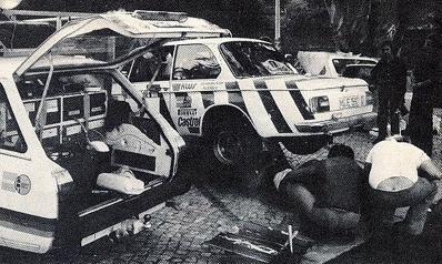 Asistencia en el 9º Rallye de Portugal Vinho do Porto 1975
En el BMW 2002 Tii (M-JE 1597) de Achim Warmbold - John Davenport. Abandonó por el eje trasero (cardán).

Del 18 al 21 de Julio, Estoril, Cascais, Lisboa, Portugal.
Superficie: asfalto - tierra.

El Rally tenia un total de 2006.50 Km de los que 514.80 Km divididos en 34 tramos eran especiales.

Tomaron la salida 73 equipos, finalizaron 22.@
Palabras clave: ;BMW;Portugal;1975;Asistencias