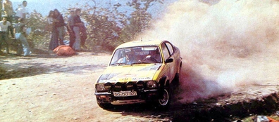 Walter Röhrl - Jochen Berger
17º Rallye Sanremo 1975. Opel Kadett GT/E (GG-DU 371). Abandonó por el eje de transmisión.

Del 1 al 4 de Octubre, Sanremo, Imperia, Liguria, Italia.
Superficie: tierra - asfalto.

El Rally tenia un total de 1736.00 km de los que 977.00 km divididos en 39 tramos eran especiales.

Tomaron la salida 118 equipos, finalizaron 33.@
Palabras clave: Walter_Röhrl;Opel;Kadett;GT/E;Sanremo;1975